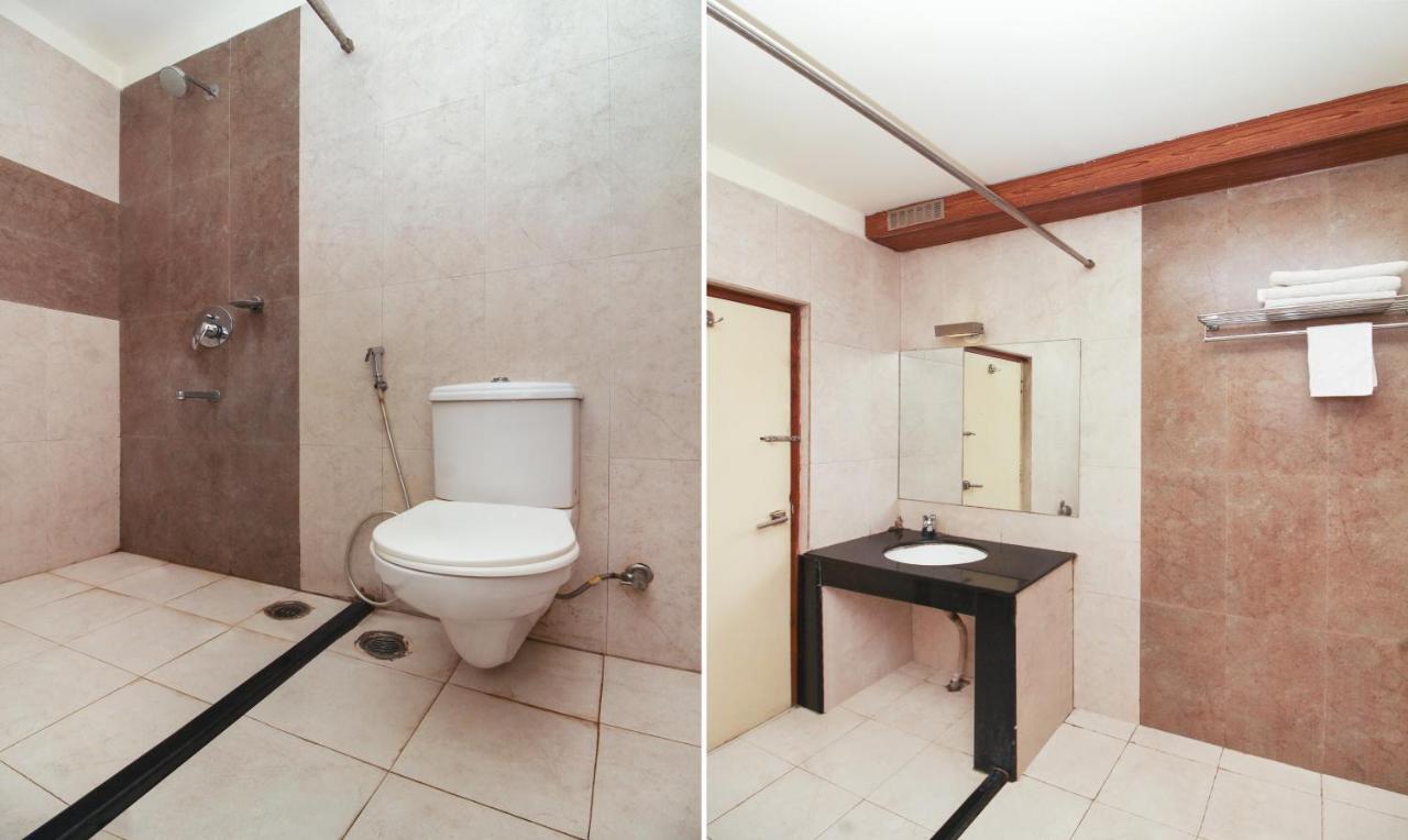 Treebo Trend Hotel Jp Plaza Nampally Hyderabad Exteriör bild